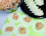 トマトソースと豆乳ＤＥ～餃子鍋　作り方3写真