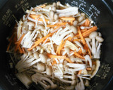 簡単！鶏肉とごぼうの炊き込みご飯♡作り方4写真