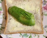 アボカドトースト作り方1写真