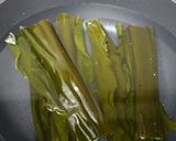昆布と鰹の具だくさん塩レモン鍋☆作り方1写真