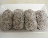 お腹空いたぁ！梅しそ風味★肉巻きおにぎり作り方4写真