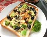 ブロッコリー茎と蒸し黒豆のゆかりトースト作り方5写真