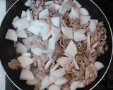 超簡単子供が喜ぶ豚バラ肉と大根の中華炒め作り方6写真