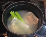 ストウブde牛すじのスープ～コムタン風作り方3写真