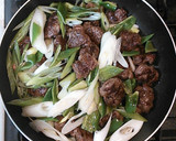 超簡単子供が喜ぶ牛肉とピーマンとネギ炒め作り方10写真