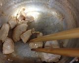 里いもと鶏肉の炒め煮作り方5写真