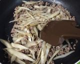 甘辛☆ご飯もりもりひき肉ごぼう炒め作り方3写真