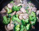 鶏肉とブロッコリーの塩にんにく煮作り方4写真