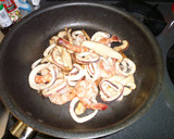 残り物で！魚介と豚肉の中華炒め作り方3写真
