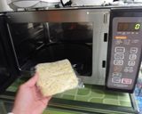 ☆包丁、まな板必要ナシ！ホルモン焼きそば作り方1写真