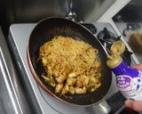 ☆包丁、まな板必要ナシ！ホルモン焼きそば作り方7写真