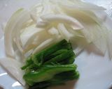子供もﾊﾟｸﾊﾟｸ。豚ロールトマト煮☆作り方1写真