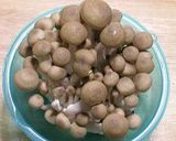 炭火焼鶏ときのこの炒め物作り方2写真