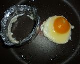 アルミホイルで ま~るい目玉焼き!(^^作り方4写真