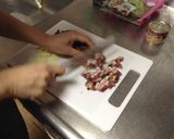ベビーリーフ☆塩麹ペペロンチーノ作り方1写真