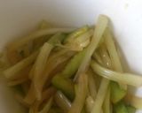 セロリときゅうりしょうゆあえ作り方3写真