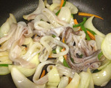 簡単！イカと野菜の生姜炒め作り方5写真