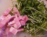 豆苗のベーコン炒め♪作り方1写真