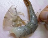 簡単!エビの下処理(殻むき~)作り方1写真