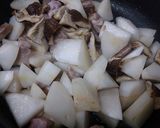 大根と豚肉の炒りつけ煮作り方3写真