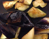 茄子と豚肉のタイ風バジル炒め作り方1写真