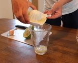 腸内キレイに！ミネラルたっぷりレモン水作り方3写真