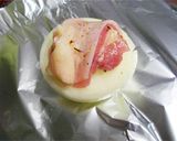 包んで焼くだけ！玉ねぎと鶏肉のホイル焼き作り方2写真