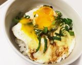 簡単朝ごはん！半熟目玉焼きチーズご飯作り方5写真