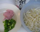 白だしで簡単♪もやしとハムの和風炒め作り方1写真