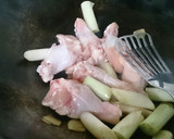 中華風♪簡単鶏手羽元と栗の煮物作り方5写真
