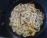 ササッとバターしょうゆの焼きうどん作り方7写真
