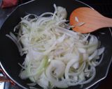 あったか＊オニオングラタンスープ＊作り方1写真