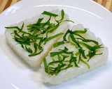 鮭とイクラの親子デコレーションおにぎり作り方6写真