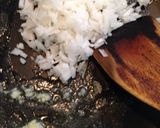 粉チーズ香る♬たこと大根のガーリック飯作り方2写真