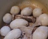 里芋と豚バラのニンニク味噌コックリ煮込み作り方4写真