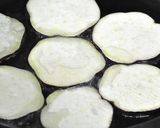 簡単◎酢醤油をからめたサツマイモ作り方1写真
