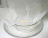 電子レンジで簡単!ホワイト生キャラメル作り方5写真