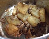 大根と豚バラ肉の炒め煮作り方5写真