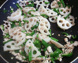 蓮根でアジアンちっくな炒め物♪作り方8写真
