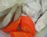 塩蒸しの鶏は超美味！野菜とスープ煮に。作り方6写真