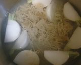 おもてなしにも＊蕪とホタテ缶のお味噌汁作り方2写真