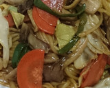 手作り焼き肉のたれで焼きそば♪作り方3写真
