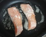 塩レモン＆醤油バターソース★鮭のムニエル作り方6写真