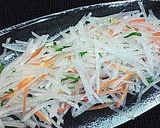 ♪いつもの大根ｻﾗﾀﾞをちょっと変身♪作り方1写真