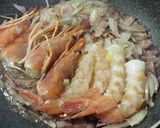 赤海老で濃厚トマトソースパスタ作り方3写真