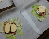 豚肉味噌漬けとキャベツの紙包み蒸し作り方2写真