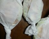 豚肉味噌漬けとキャベツの紙包み蒸し作り方3写真