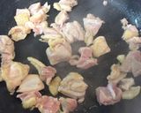 さつま芋と鶏肉の炒め物作り方3写真