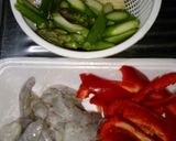 エビと彩り野菜のソテー (๑˙╰╯˙๑)作り方1写真