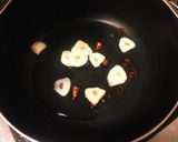 あり合わせ野菜で♪小松菜梅肉の中華炒めっ作り方2写真